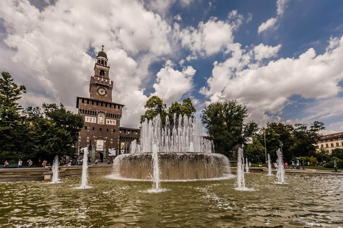 Duomo di Milano & The Last Supper: Entry Ticket + Guided City Tour Sforza castle