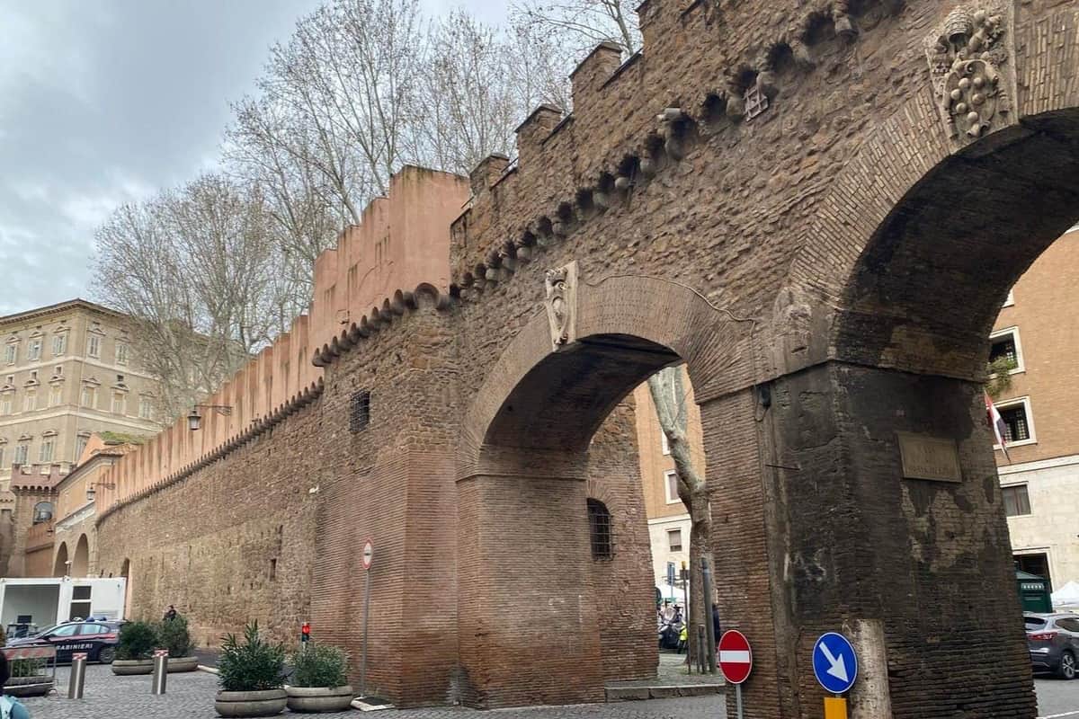 Passetto di Borgo: Vatican Hidden Passage Guided Tour passetto