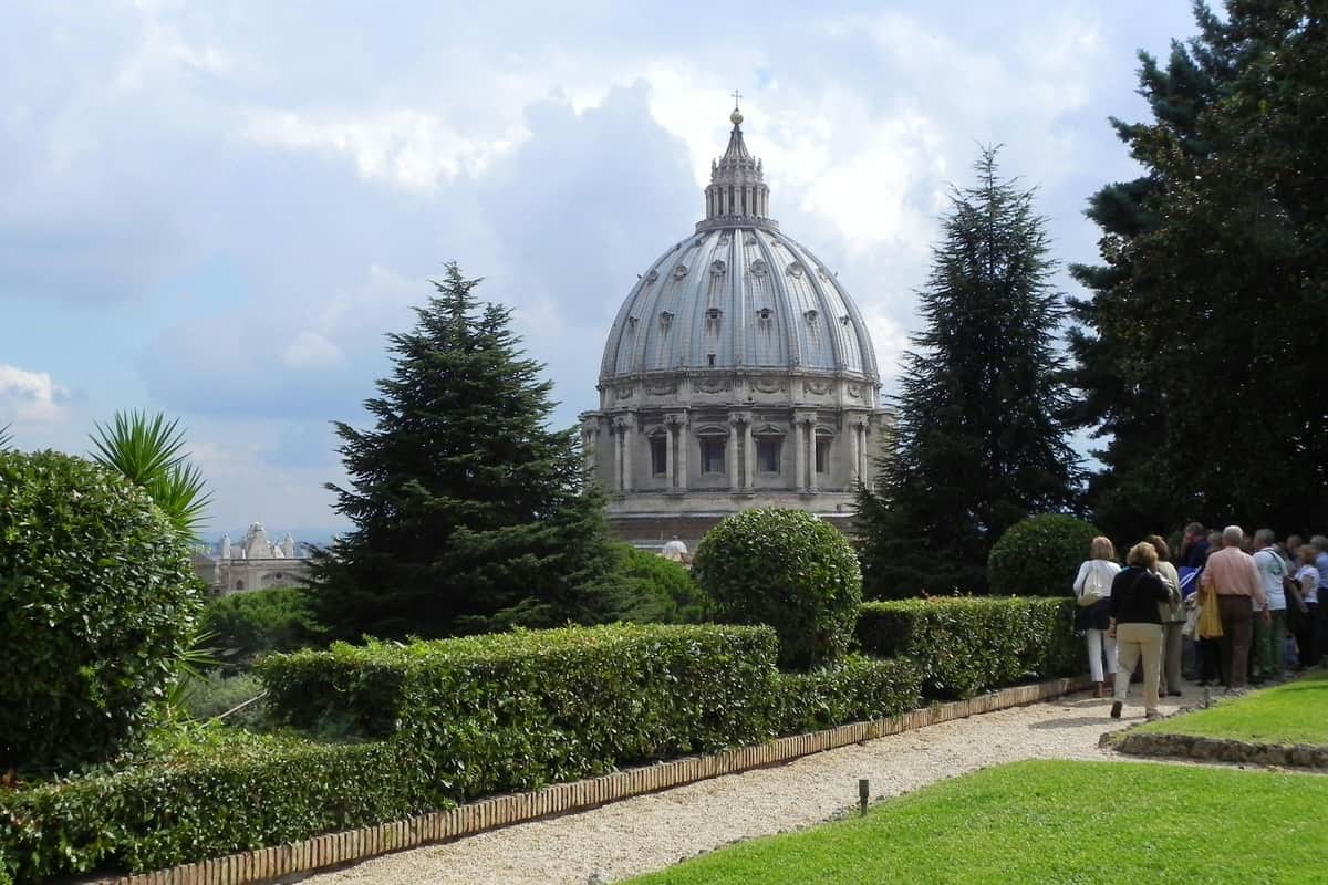 Vatican Gardens, Museums and Sistine Chapel: Skip the Line + Guided Tour Tickets View of the Dome from the Vatican Gardens