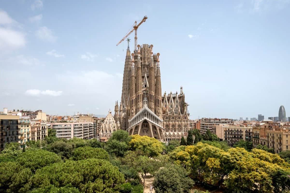 Sagrada Familia: Fast Track + Hop-on Hop-off Barcelona Sagrada Família Barcelona Gaudí