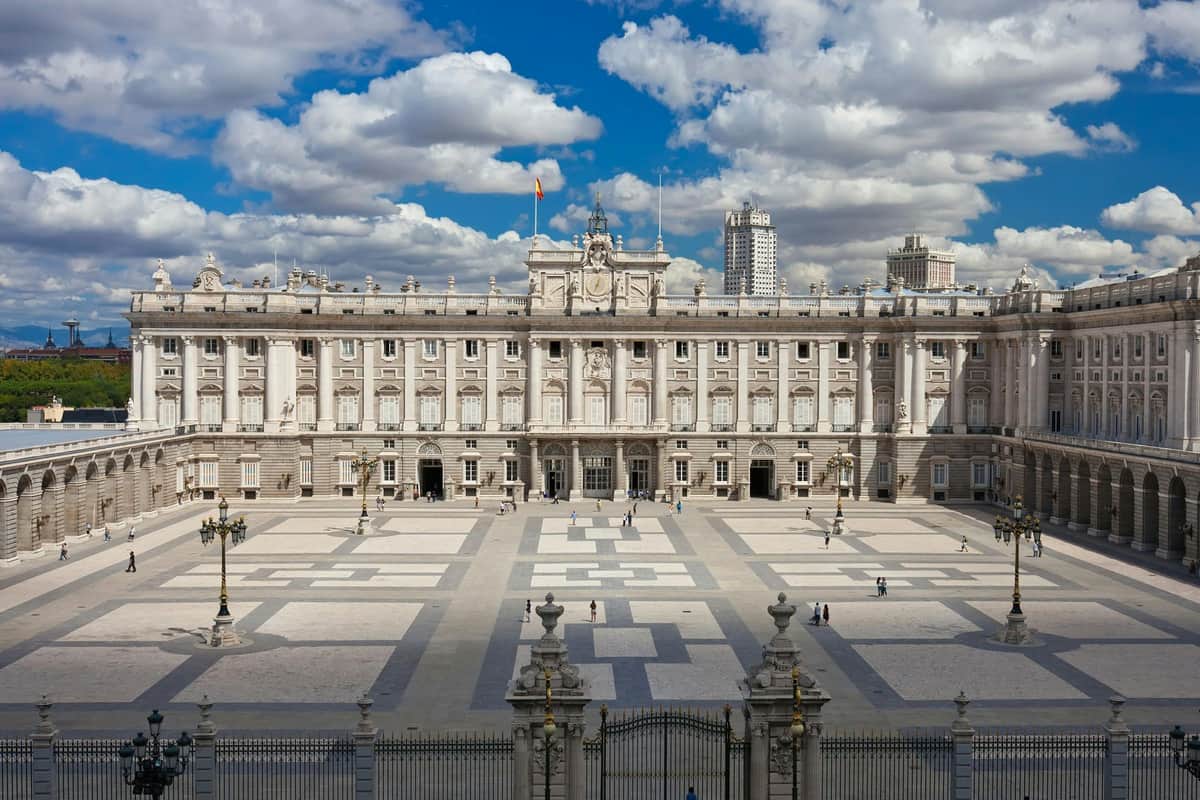 Royal Palace of Madrid: Skip The Line Ticket + Guided Tour Photo of product
