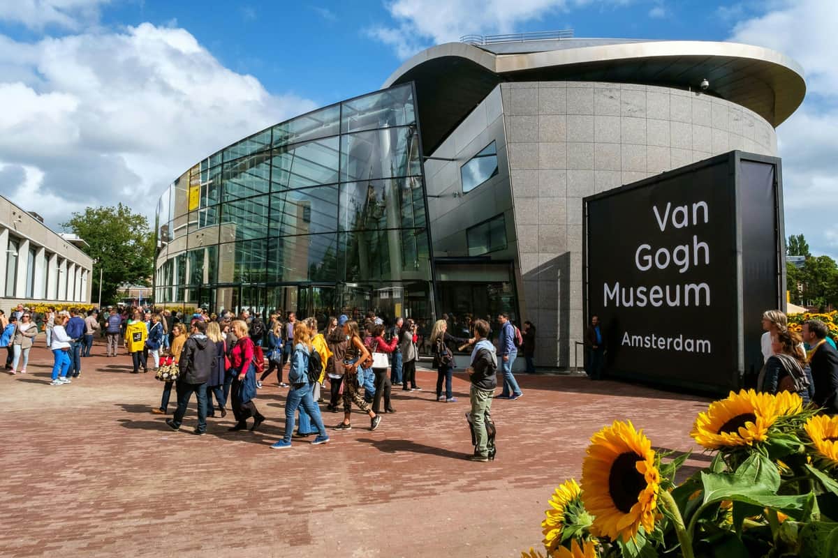 Van Gogh Museum: Skip The Line Entry + 2-Hr Guided Tour Main entrance of the Van Gogh Museum