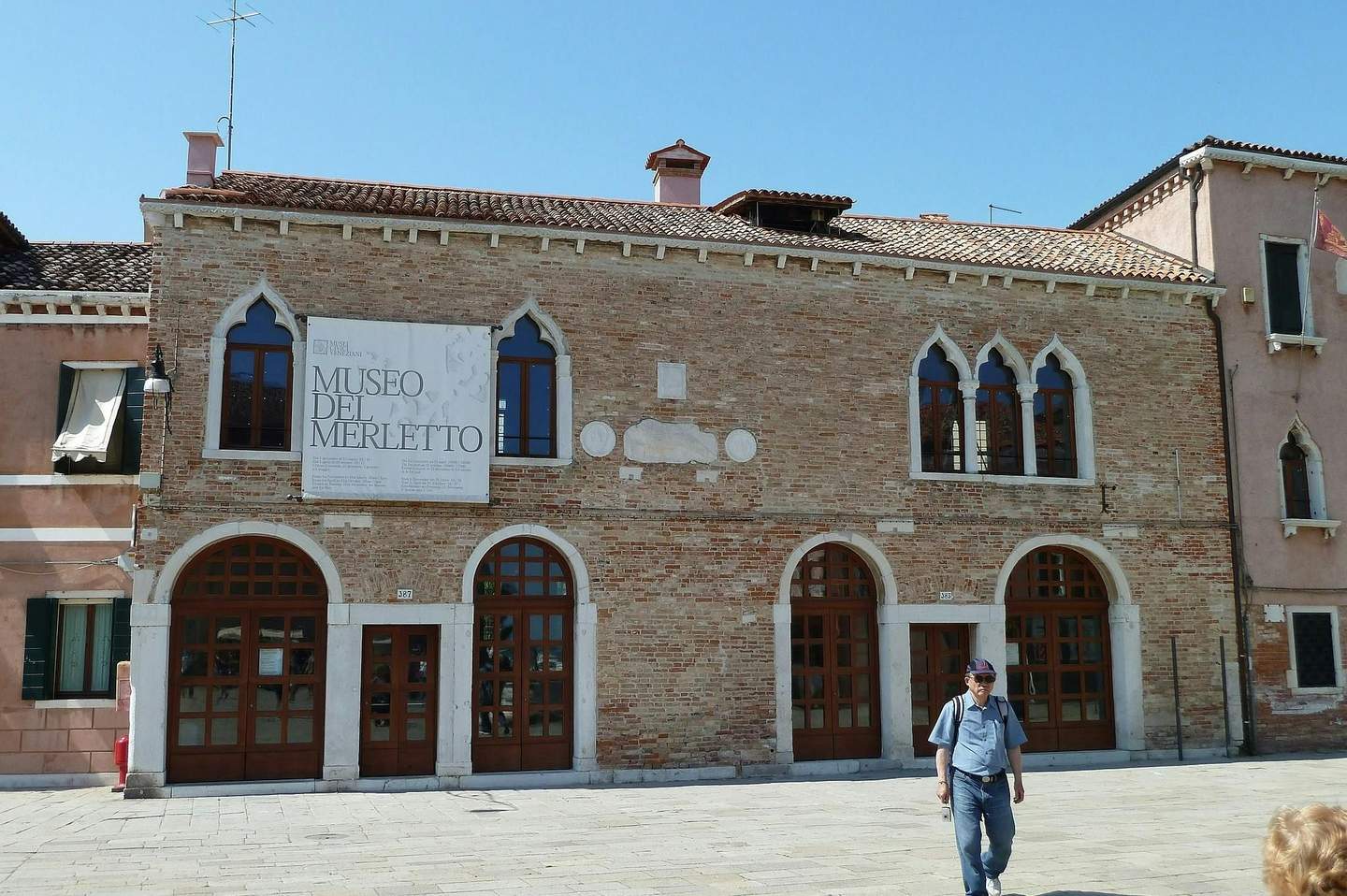Lace Museum outside