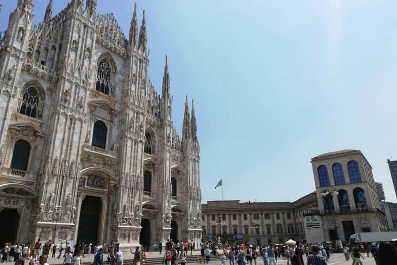 Duomo di Milano: Guided Tour + Rooftop Access Duomo di Milano: Guided Tour + Rooftop Access