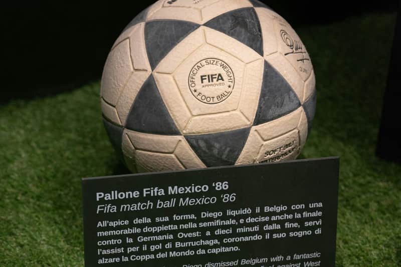 Museo Maradona: Fast Track Ticket + Guided Tour + Audio Guide App Museo Maradona: Fast Track Ticket + Guided Tour + Audio Guide App