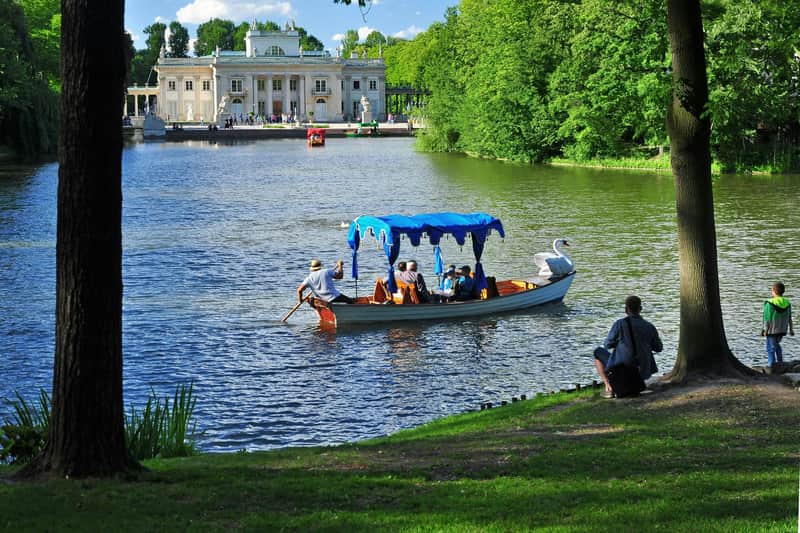 Lazienki Krolewskie + Palace Private Tour + Cruise