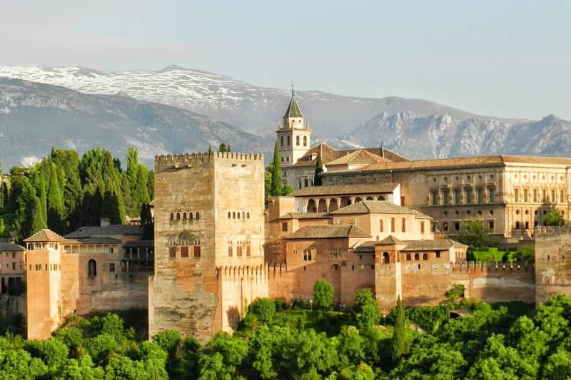 Alhambra & Nasrid Palaces: Skip The Line Ticket + Private Guided Tour Alhambra & Nasrid Palaces: Skip The Line Ticket + Private Guided Tour