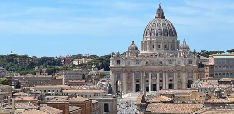 St. Peter's Basilica St. Peter's Basilica