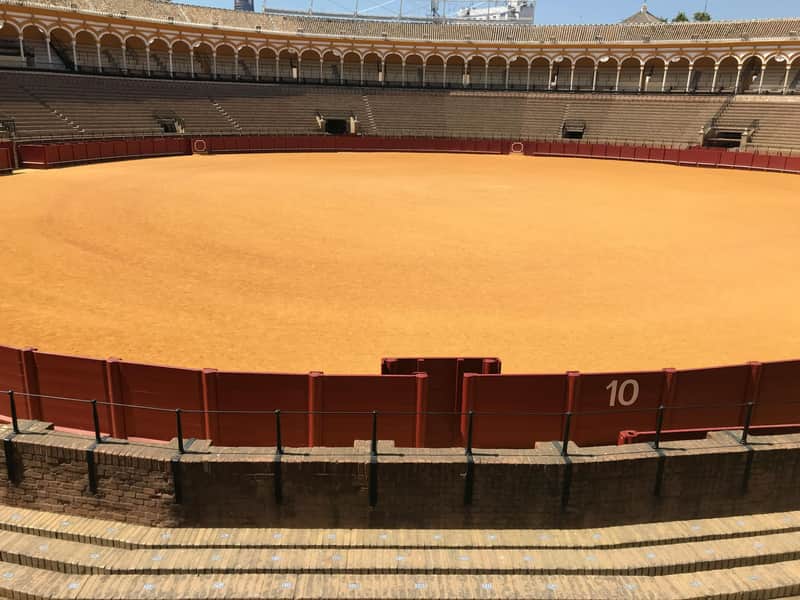 Plaza de Toros de la Real Maestranza de Caballería de Sevilla Plaza de Toros de la Real Maestranza de Caballería de Sevilla